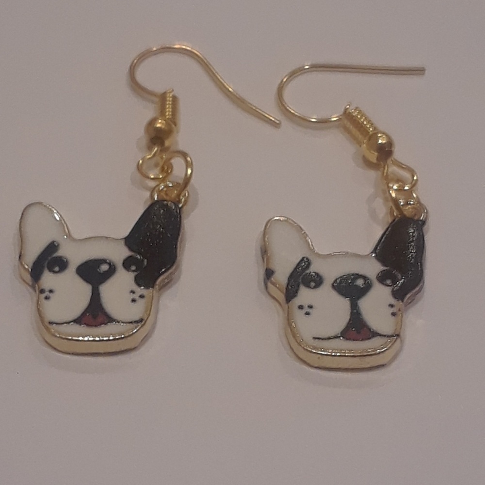 Handmade Beautiful 18kt Gp Dog Dangle Drop Earring